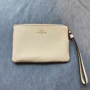 Coach - Wristlet
